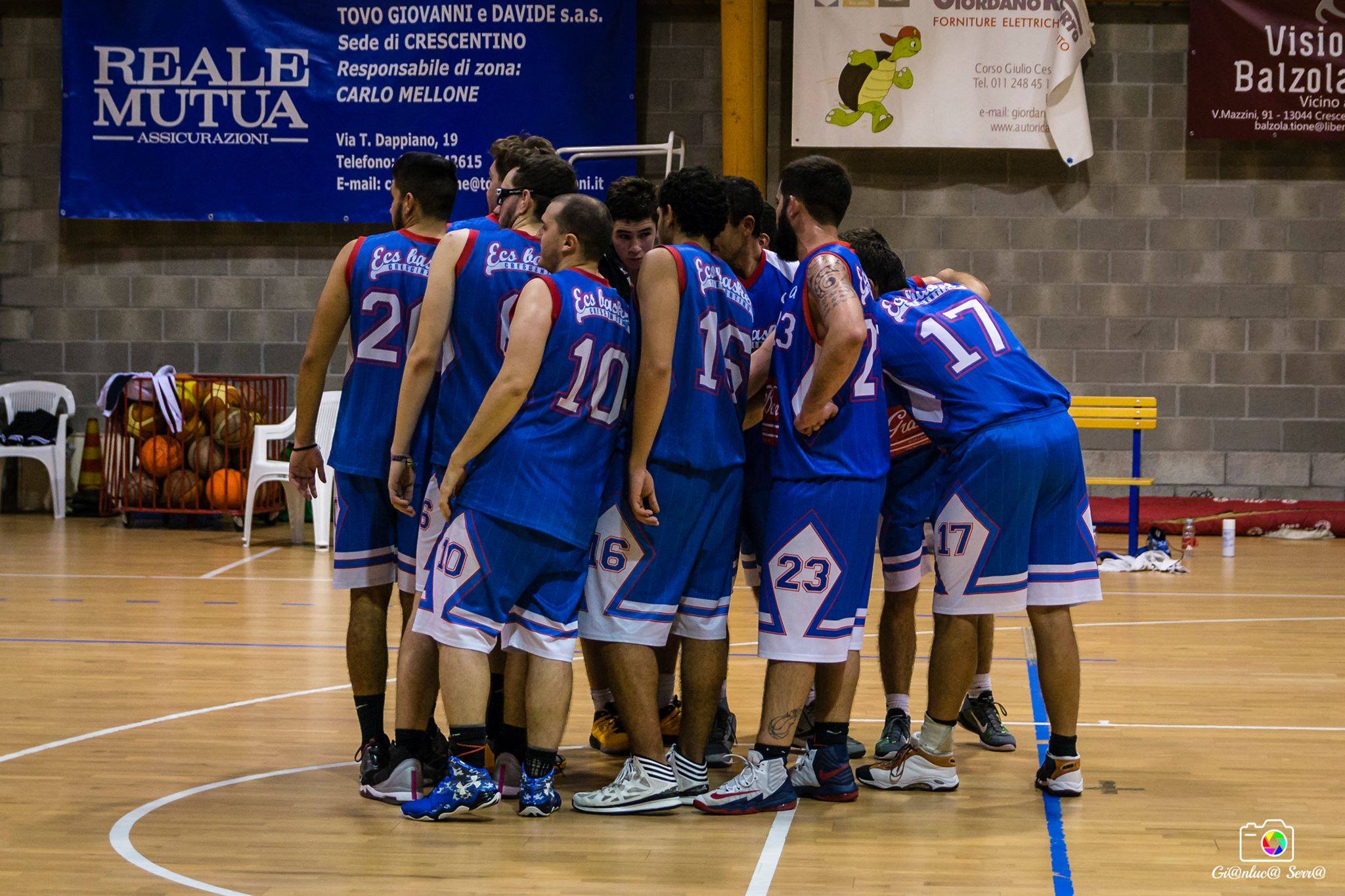 L'ECS Basket Crescentino è una società sportiva di pallacanestro